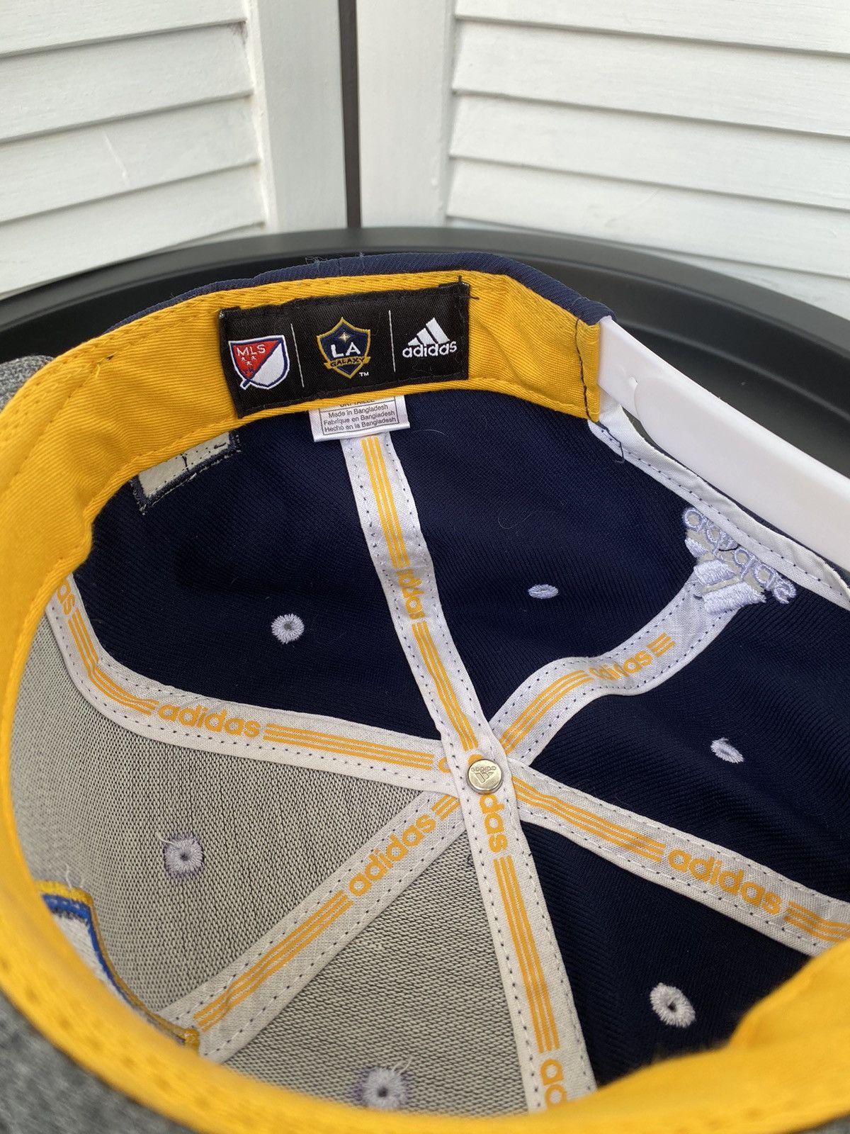 Adidas Adidas LA Galaxy MLS Fan Soccer Snapback Draft Hat Cap Size ONE SIZE - 12 Thumbnail