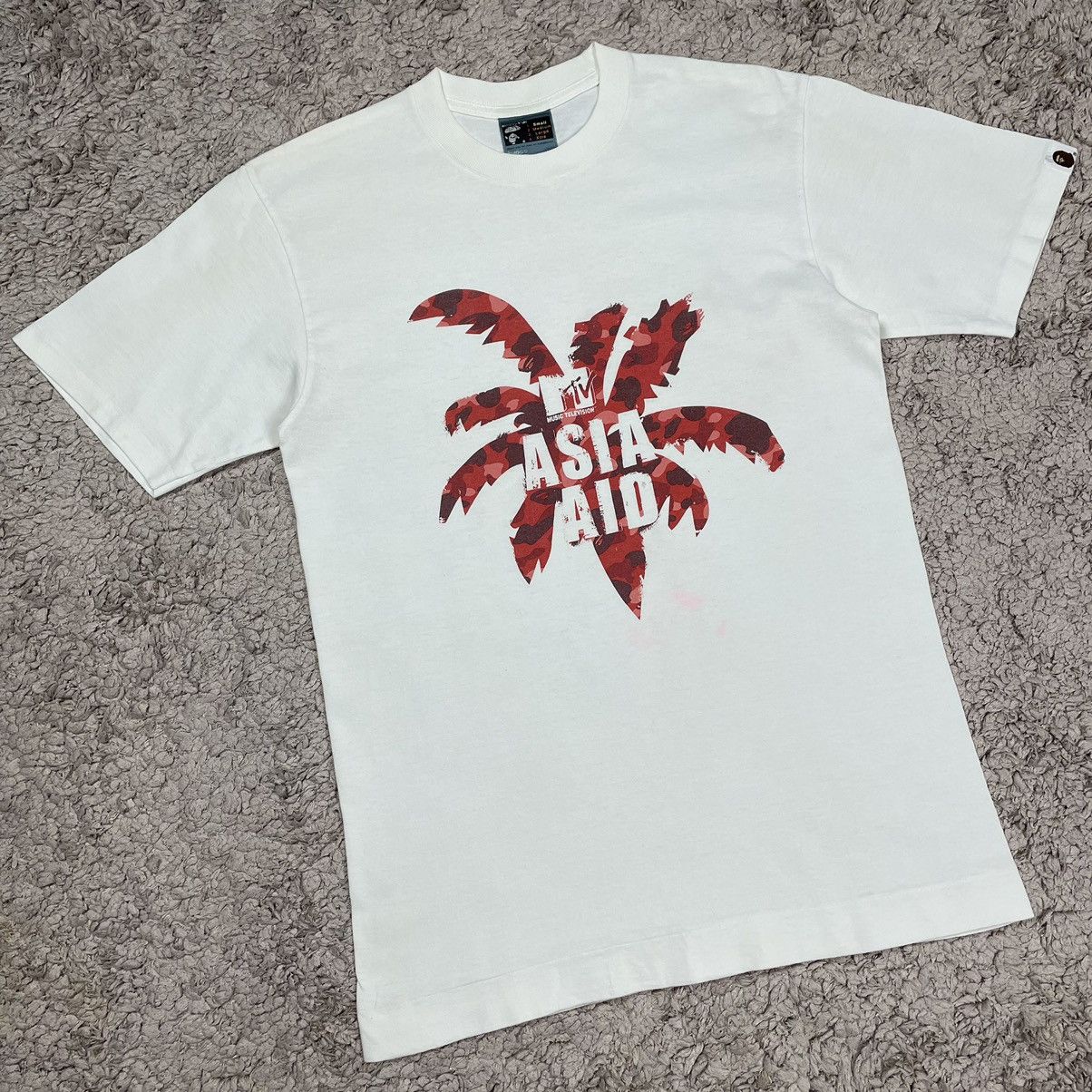 Bape Vintage Bape Mtv Asia Aid T-shirt Size US S / EU 44-46 / 1 - 3 Thumbnail