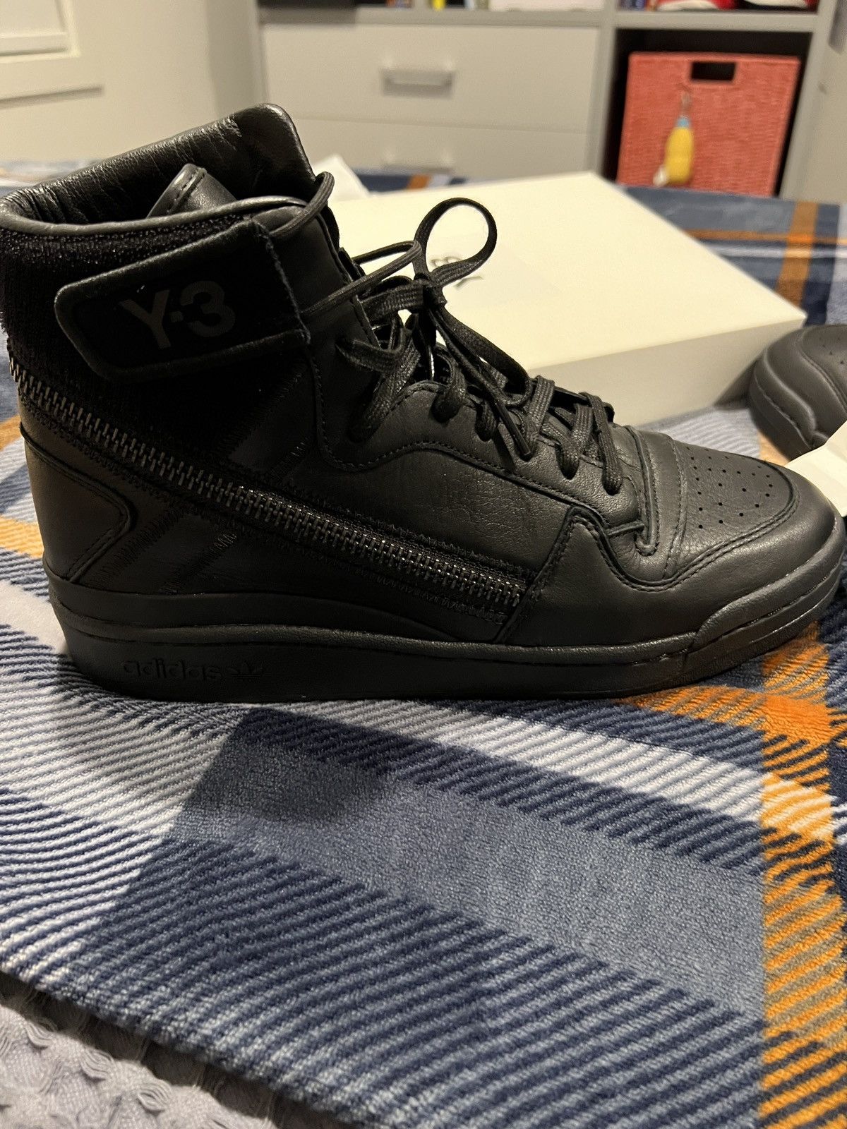 Adidas × Yohji Yamamoto Y3xADIDAS OG FORUM 3.0 Size US 9 / EU 42 - 4 Thumbnail