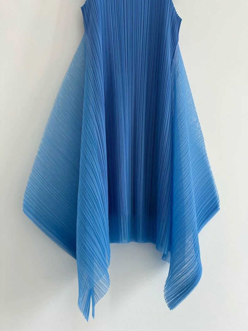 Issey Miyake Issey Miyake Blue pleated dress Size M / US 6-8 / IT 42-44 - 4 Thumbnail