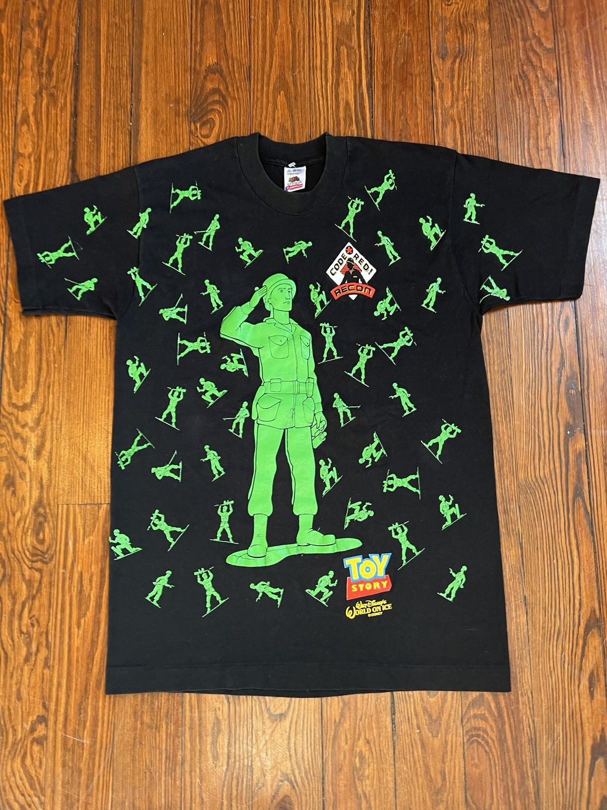 Disney × Vintage Vintage Disney Toy Story Green Army Men AOP Movie Tee Size US M / EU 48-50 / 2 - 2 Thumbnail