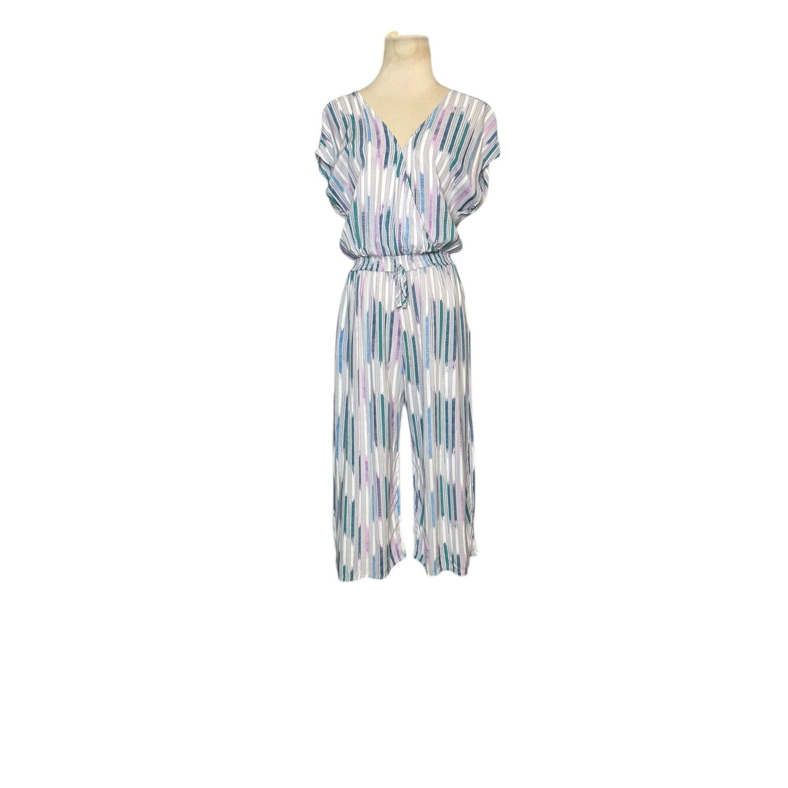 Dolce Vita Dolce Vita green pink multi stripe capri jumpsuit size XS Size 26" / US 2 / IT 38 - 14 Thumbnail