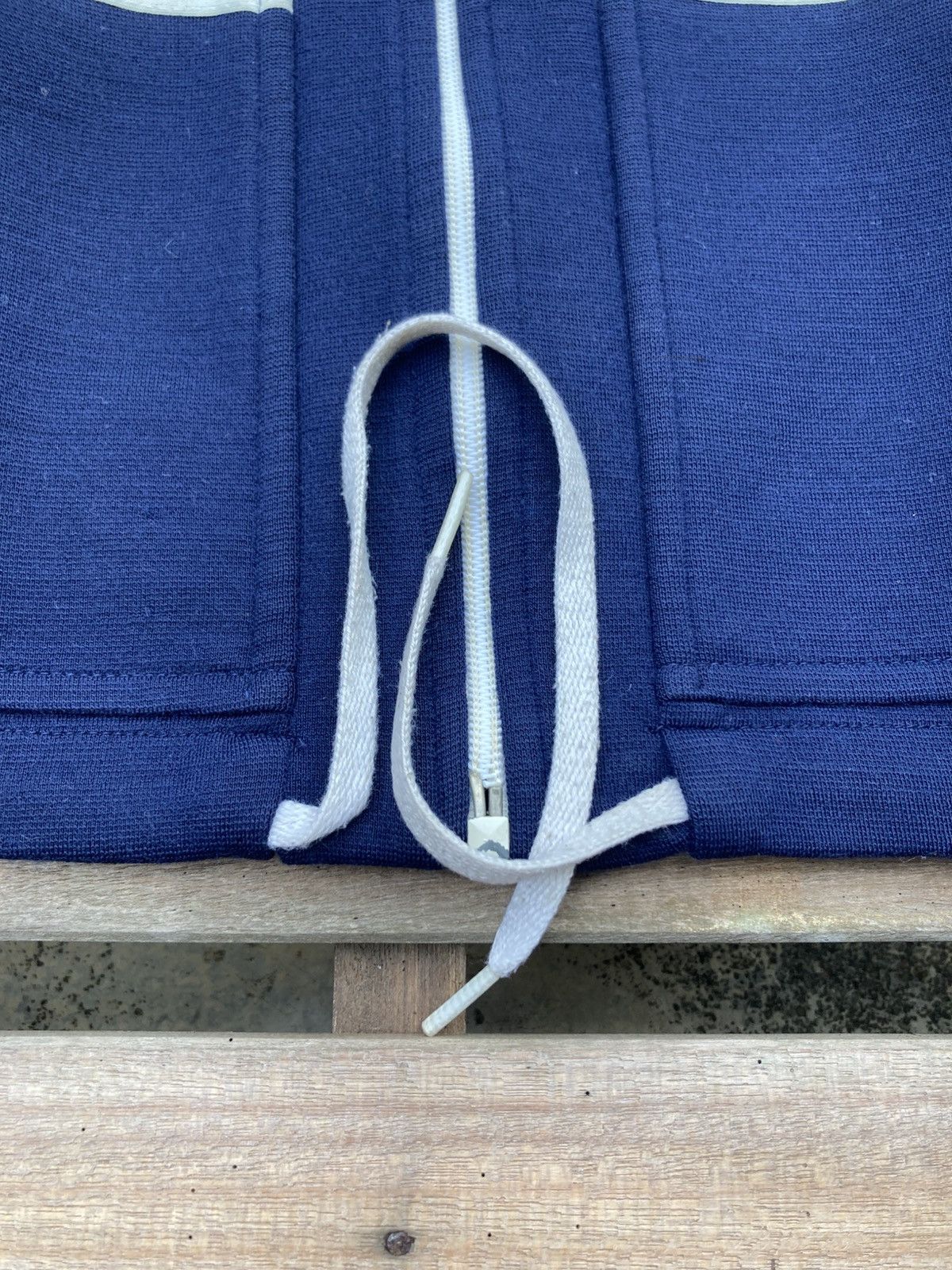 Vintage Vintage 1970s Adidas Schwann Track Top Dark Blue Jackets Size US XS / EU 42 / 0 - 3 Thumbnail
