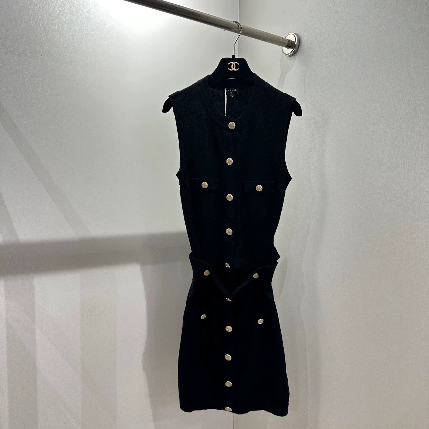 Chanel Chanel Detachable Sleeveless Cashmere Dress 36 Size XS / US 0-2 / IT 36-38 - 1 Thumbnail