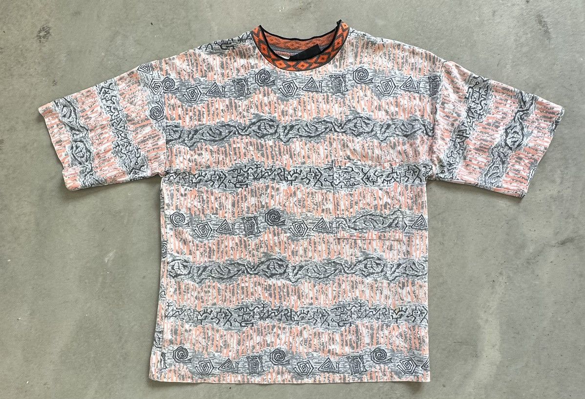 VINTAGE TRIBAL PRINT TEE