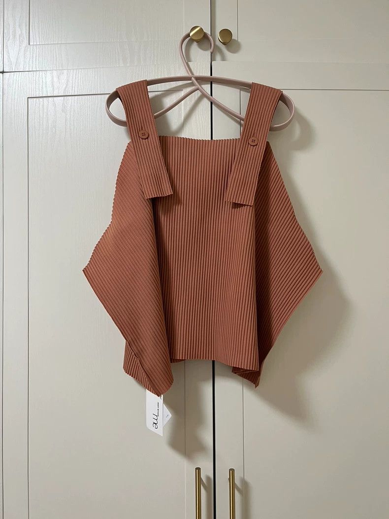 Issey Miyake Issey Miyake size:one size Brown pleated top vest Size XS / US 0-2 / IT 36-38 - 2 Thumbnail