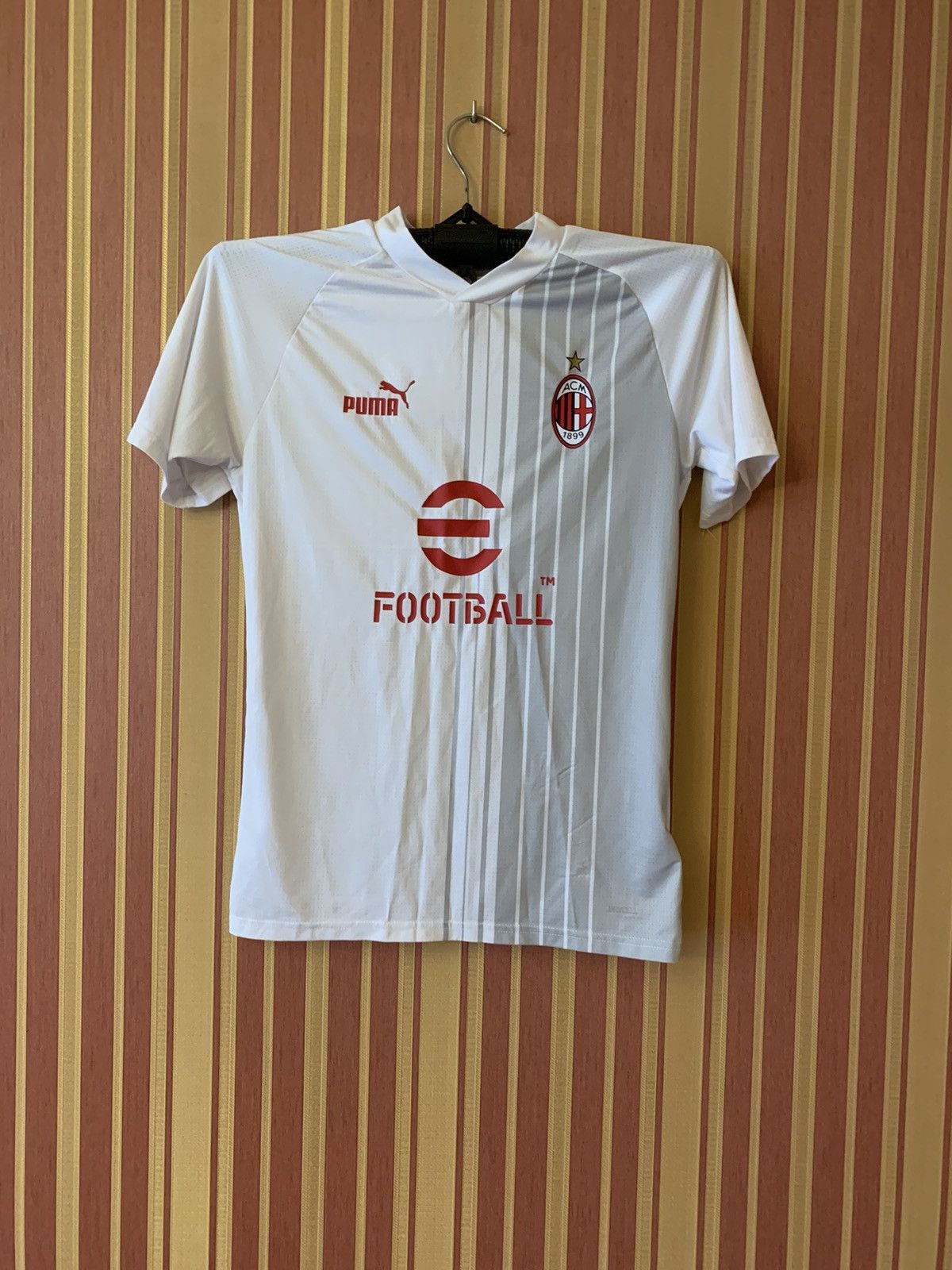 Puma AC Milan Shirt Soccer Football - Puma 2023 2024 Size Small Size US S / EU 44-46 / 1 - 1 Thumbnail
