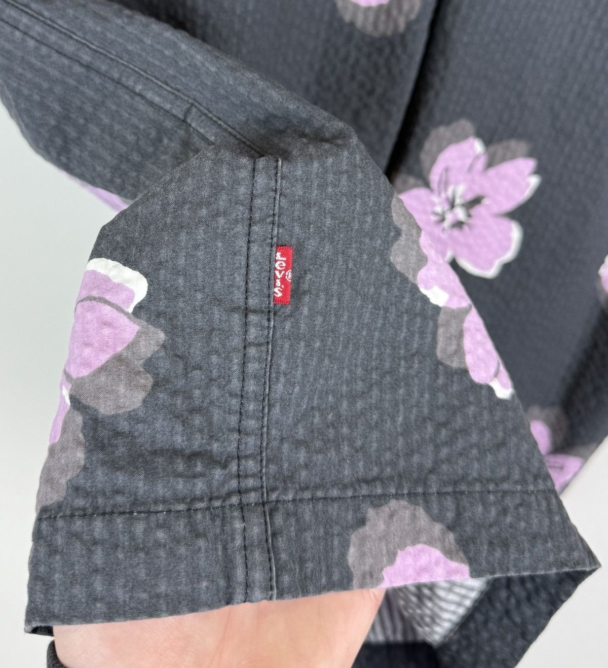 Levi's Levi's Grey Slouchy Shirt Top Short Sleeve Flowers Hawaiian Size US S / EU 44-46 / 1 - 7 Thumbnail