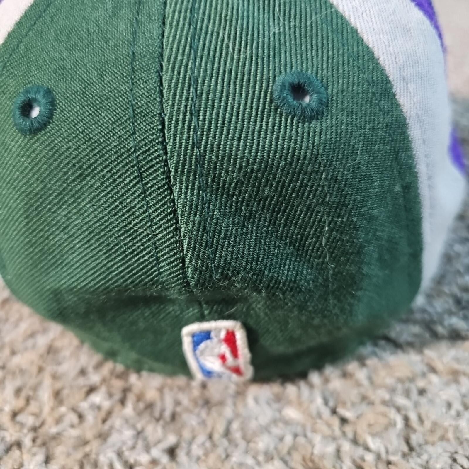 Reebok Reebok 100% Wool Vintage Milwaukee Bucks Fitted Hat 6 7/8 Size ONE SIZE - 6 Thumbnail