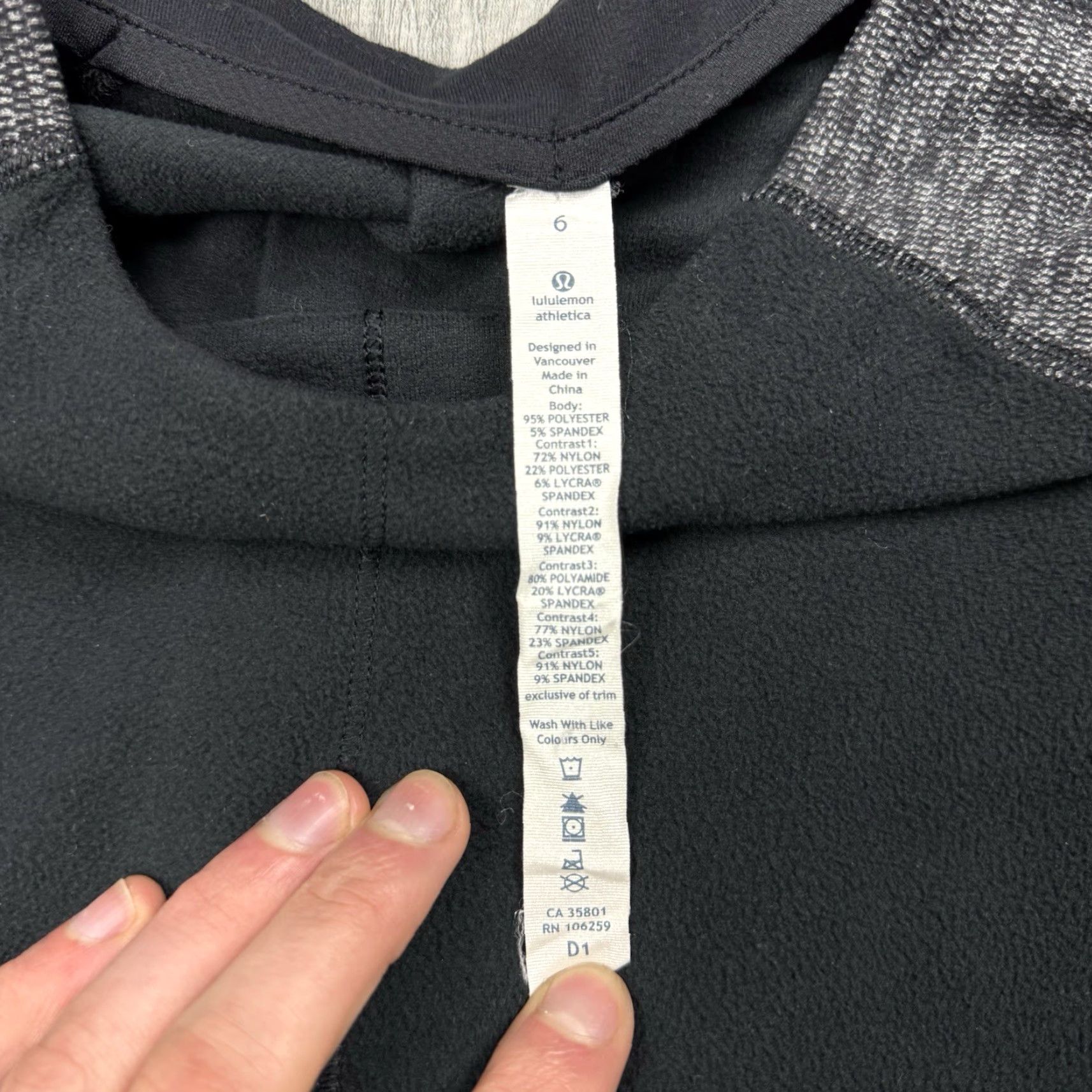 Lululemon LULULEMON BOLD IN THE COLD LONG SLEEVE FLEECE REFLECTIVE LACE RUNNING TOP SZ 6 Size M / US 6-8 / IT 42-44 - 4 Thumbnail
