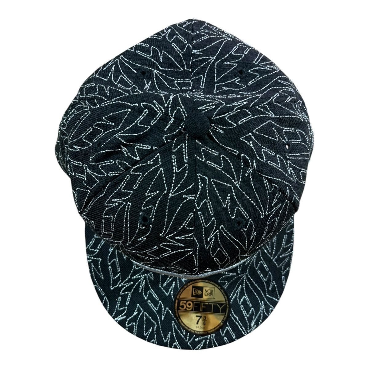 Other New Era 59FIFTY Fitted Hat 7 3/4 Black All Over Embroidered Size ONE SIZE - 2 Thumbnail