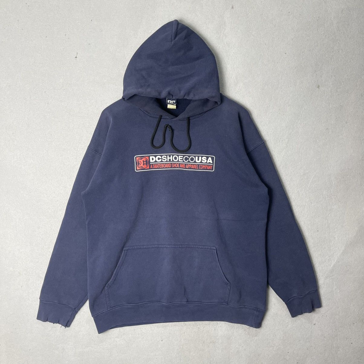 DC Vintage DC Shoes Co USA Hoodie Faded Blue Logo Skate Size US L / EU 52-54 / 3 - 1 Thumbnail