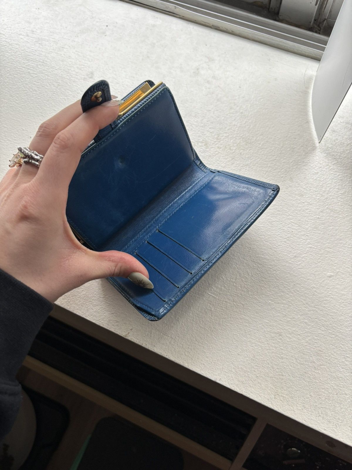 Louis Vuitton Authentic Louis Vuitton Blue Wallet Size ONE SIZE - 6 Thumbnail