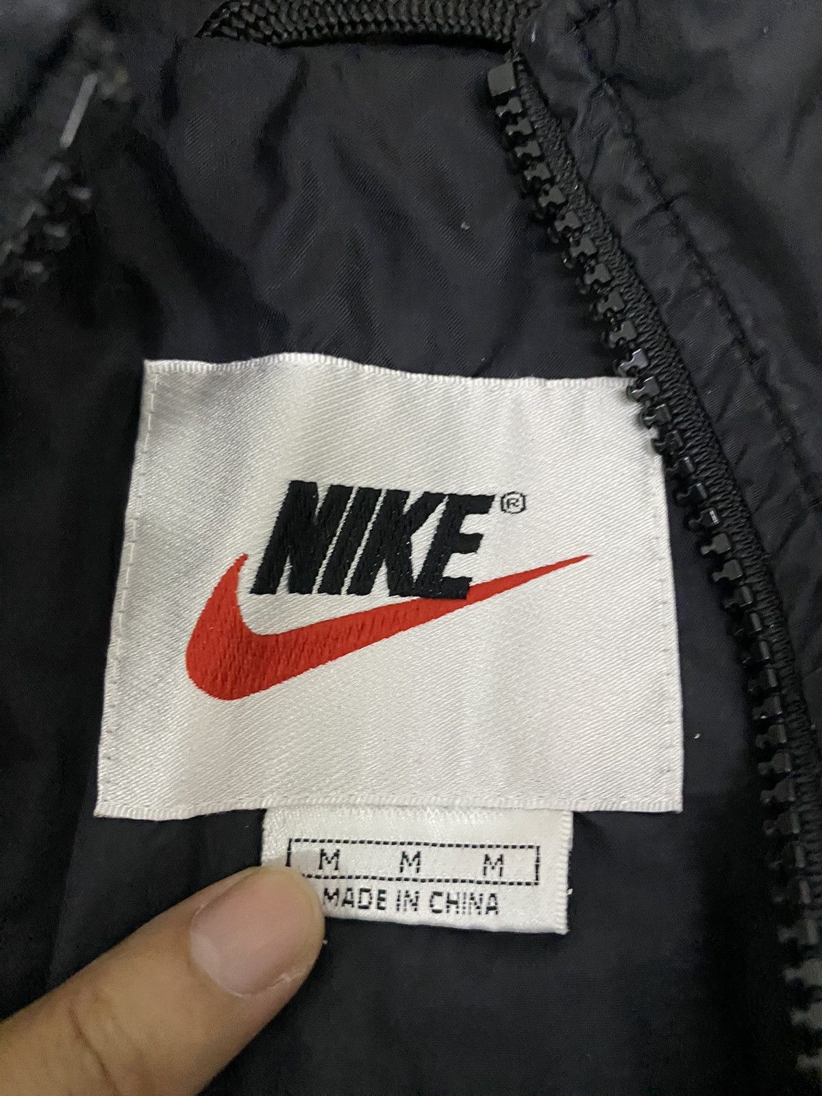 Nike × Vintage Vintage Nike swoosh light jacket Size US M / EU 48-50 / 2 - 7 Thumbnail