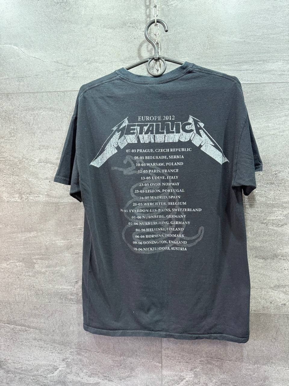 Band Tees Vintage 2012 Metallica black silhouette faces t-shirt Size US M / EU 48-50 / 2 - 10 Thumbnail