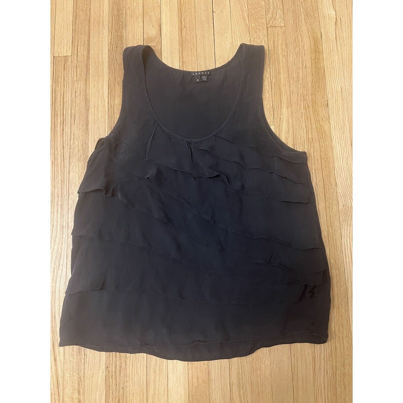 Theory Theory Black Silk Sleevless Top Shell Size Medium, Layered Size M / US 6-8 / IT 42-44 - 1 Thumbnail