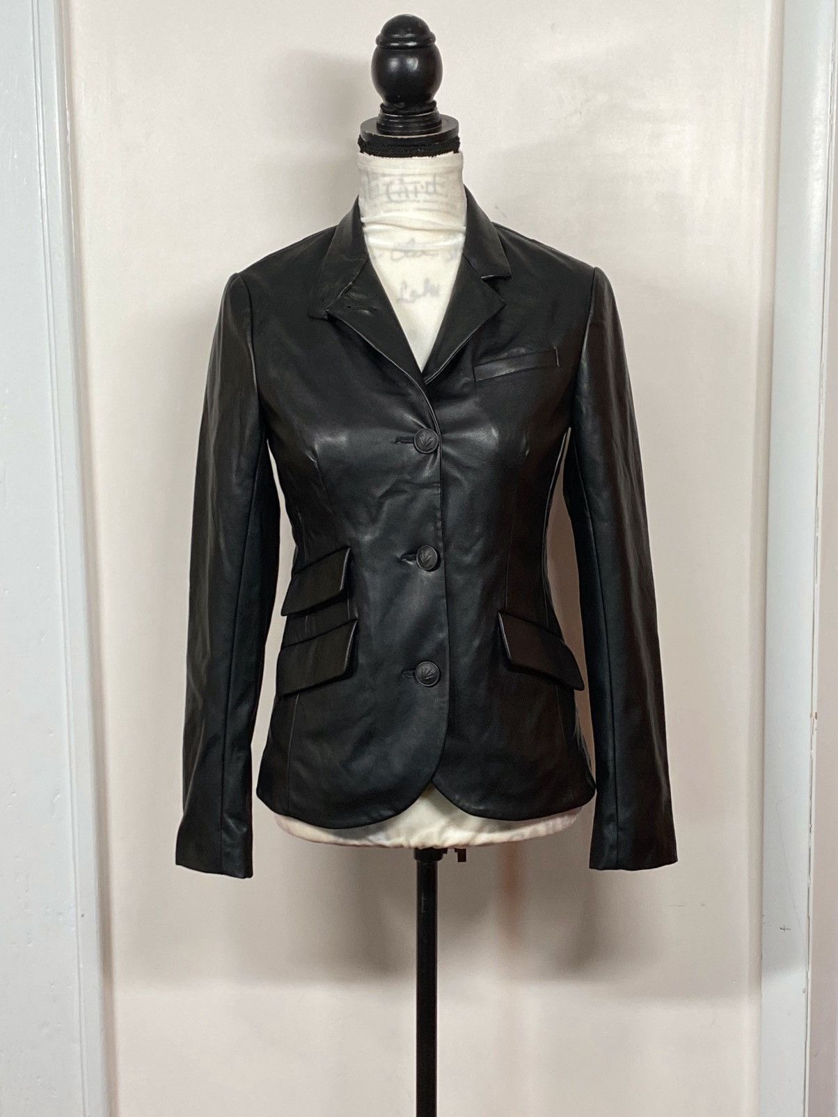Rag & Bone rag & bone Slade Faux Leather Tailored Blazer size 0 Size XS / US 0-2 / IT 36-38 - 1 Thumbnail