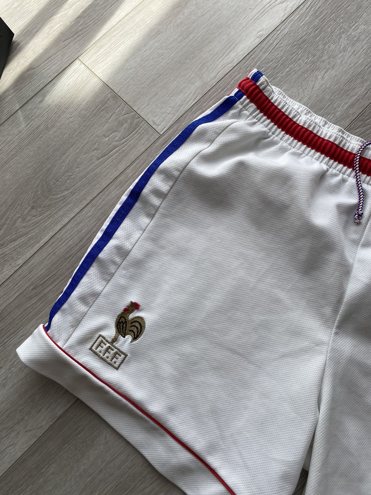 Adidas × Vintage Adidas Vintage 1998 FFF France National Team Soccer Shorts Size US 32 / EU 48 - 2 Thumbnail