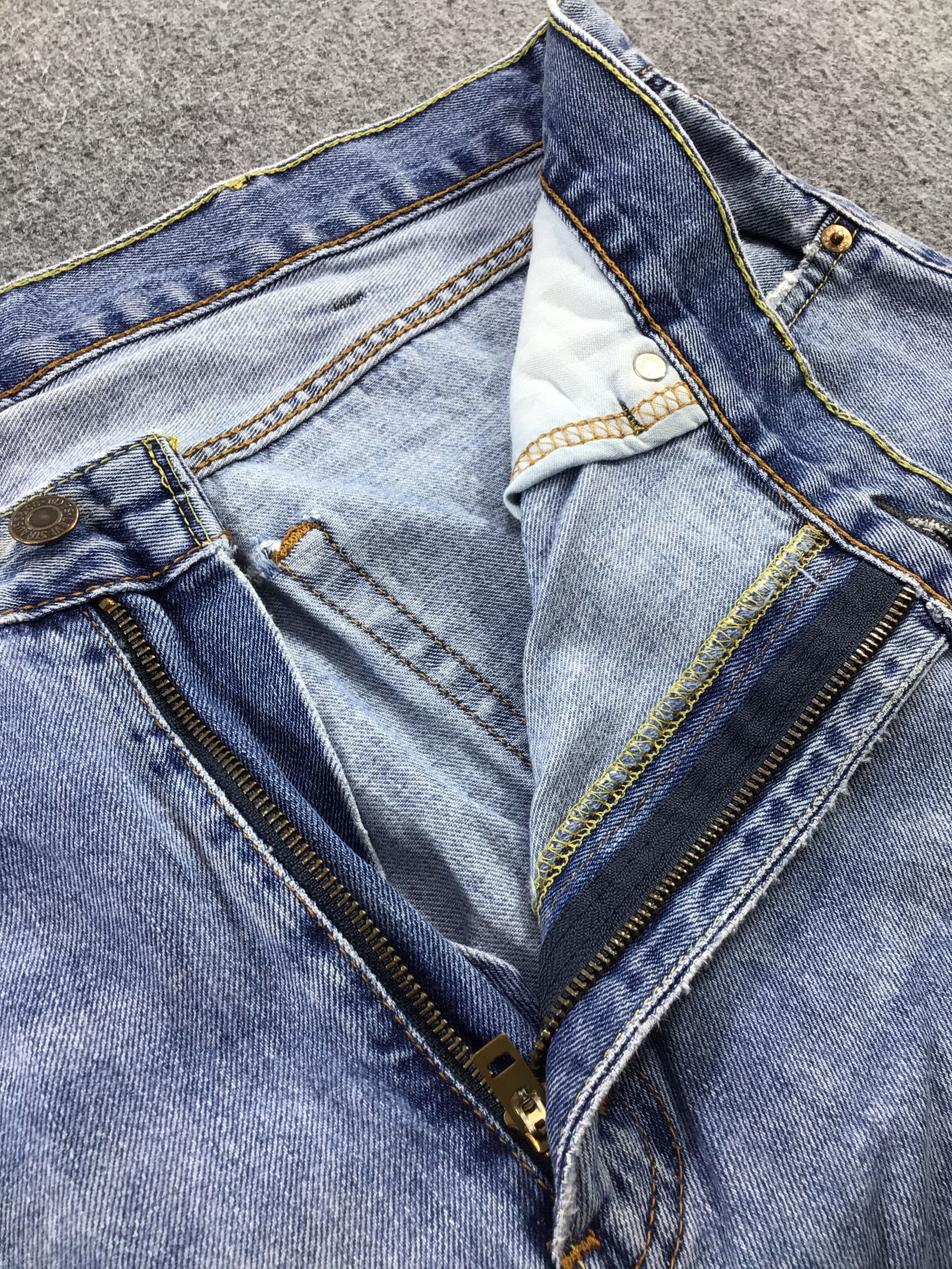 Levi's Vintage Levis 505 Jeans-JM602 Size US 39 - 8 Thumbnail