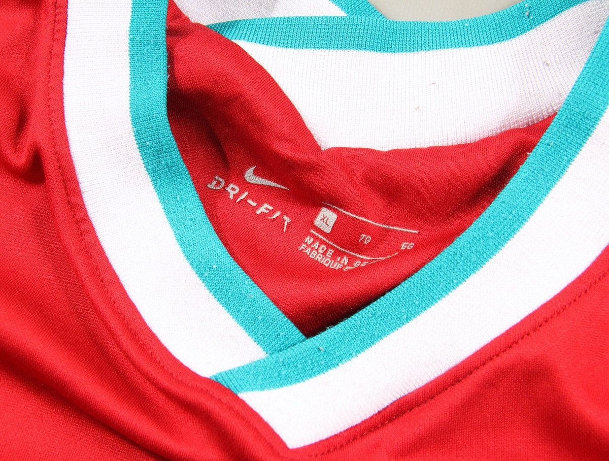 Nike Nike x Liverpool 2020 Soccer Football Jersey Shirt Red XL Size US XL / EU 56 / 4 - 4 Thumbnail