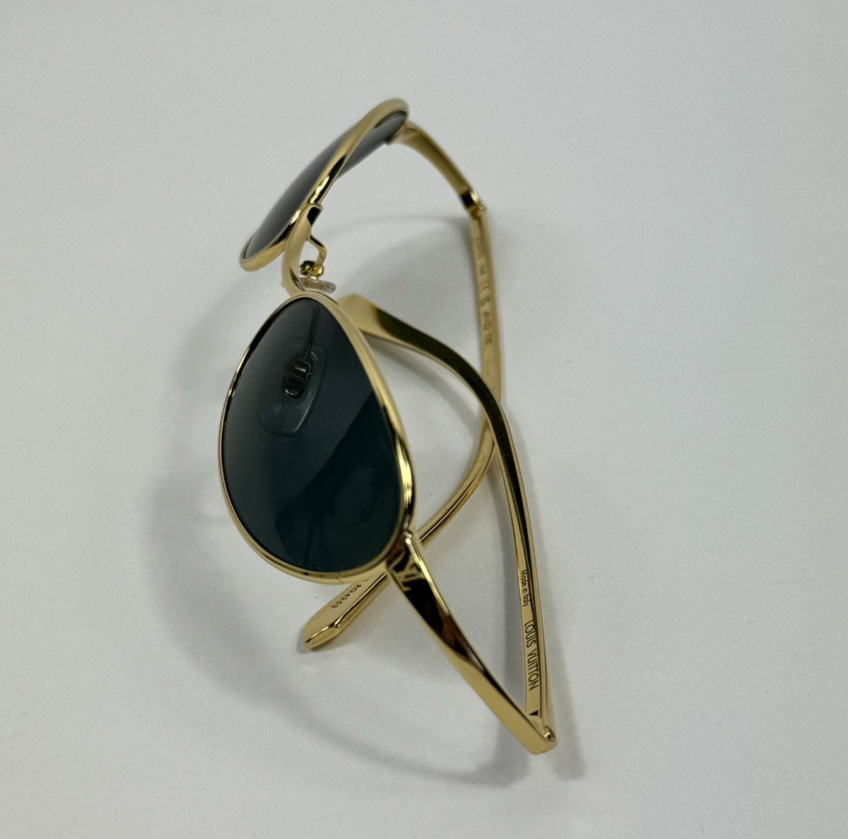 Louis Vuitton LV WIRE SUNGLASSES Size ONE SIZE - 6 Thumbnail