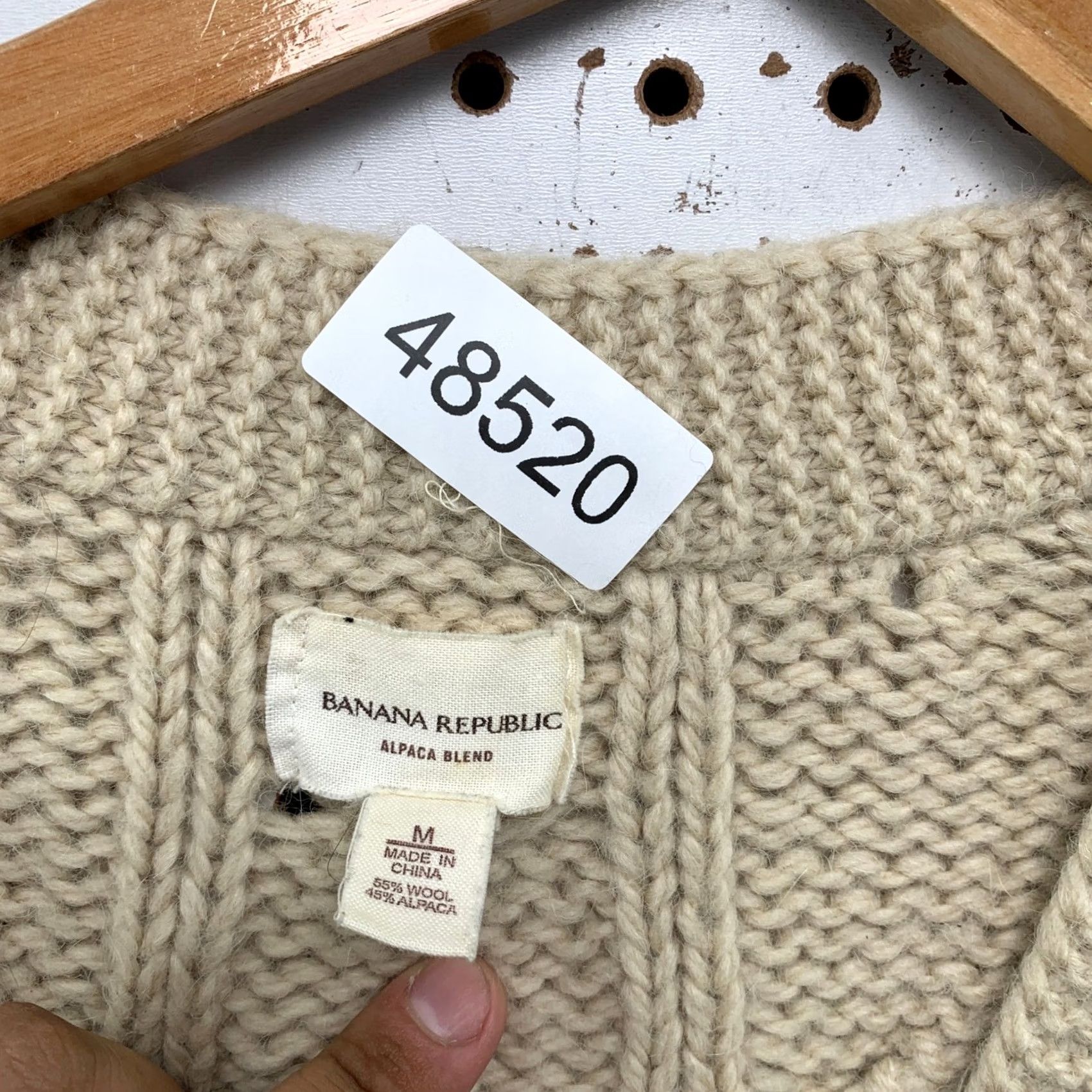 Banana Republic Banana Republic Cardigan Sweater Womens Medium Tan Alpaca Wool Cable Knit Chunky Size M / US 6-8 / IT 42-44 - 2 Thumbnail