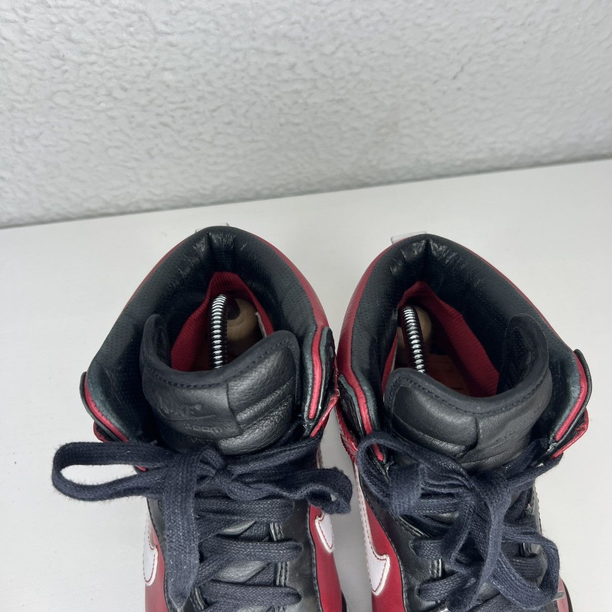 Nike Vintage Nike Dunk SB High Supreme Varsity Bred Sneakers Shoe Size US 8.5 / EU 41-42 - 6 Thumbnail