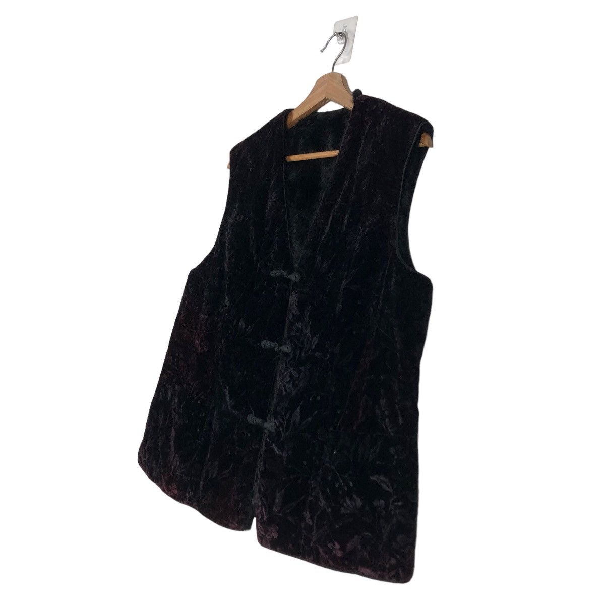 Japanese Brand 🔥Vintage Suede Velvet Vest Flower Full Print Design Size US M / EU 48-50 / 2 - 3 Thumbnail