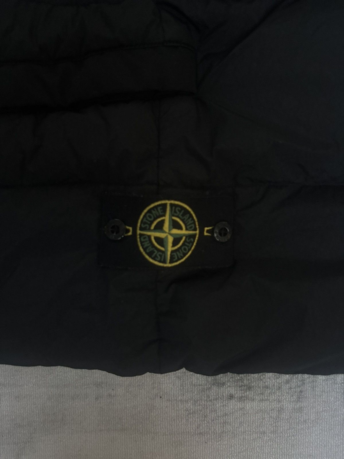Stone Island Stone Island black gilet with removable hood S Size US S / EU 44-46 / 1 - 4 Thumbnail