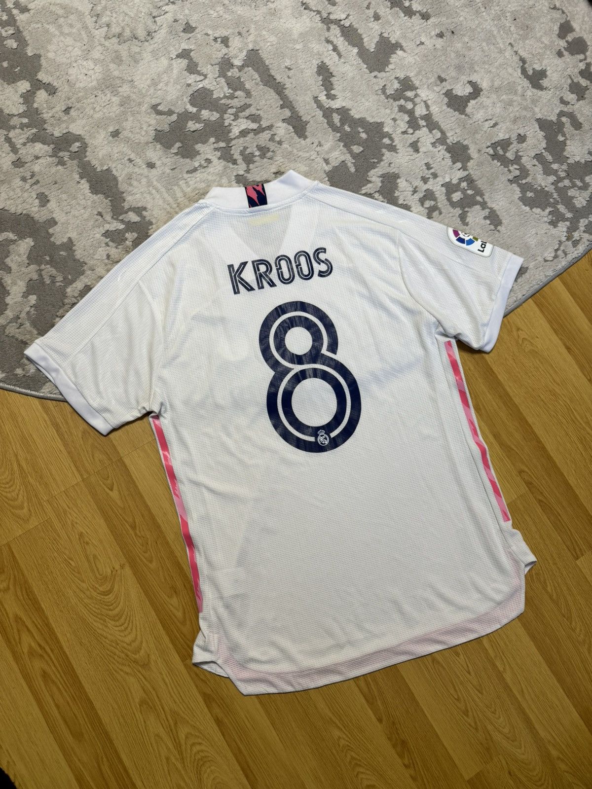 Adidas Adidas Real Madrid 2020-2021 Home Jersey - Kroos 8 I Home Size US L / EU 52-54 / 3 - 12 Thumbnail