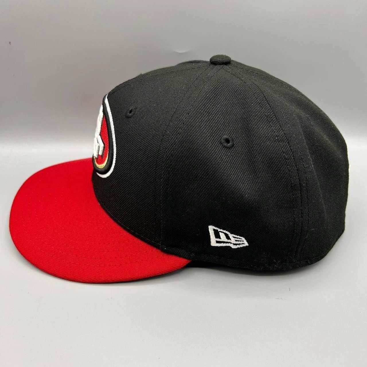 New Era San Francisco 49ers Hat Men 7 1/4 Black Red NFL Fitted Cap Size ONE SIZE - 3 Thumbnail