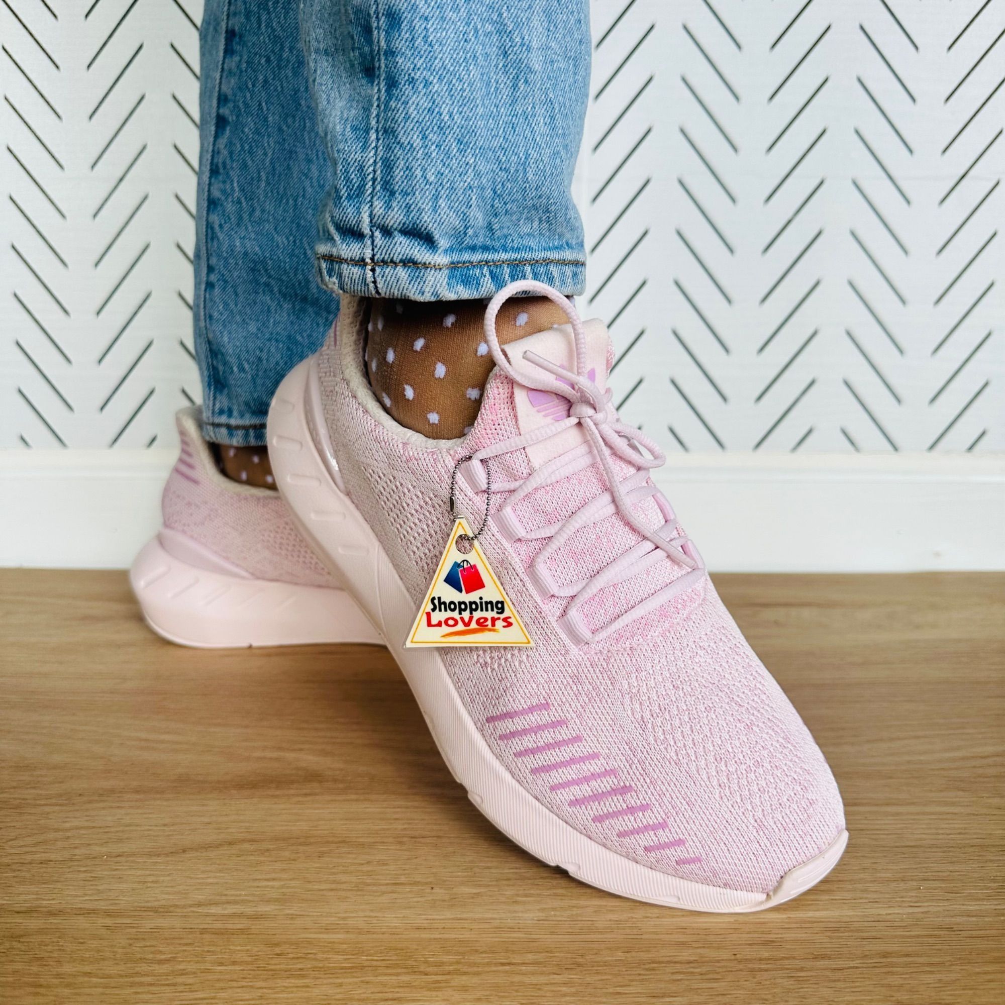Adidas ❤️Adidas Women Comfy Shoes Sz 8 Originals Swift Run 22 Decon Size US 8 / IT 38 - 4 Thumbnail