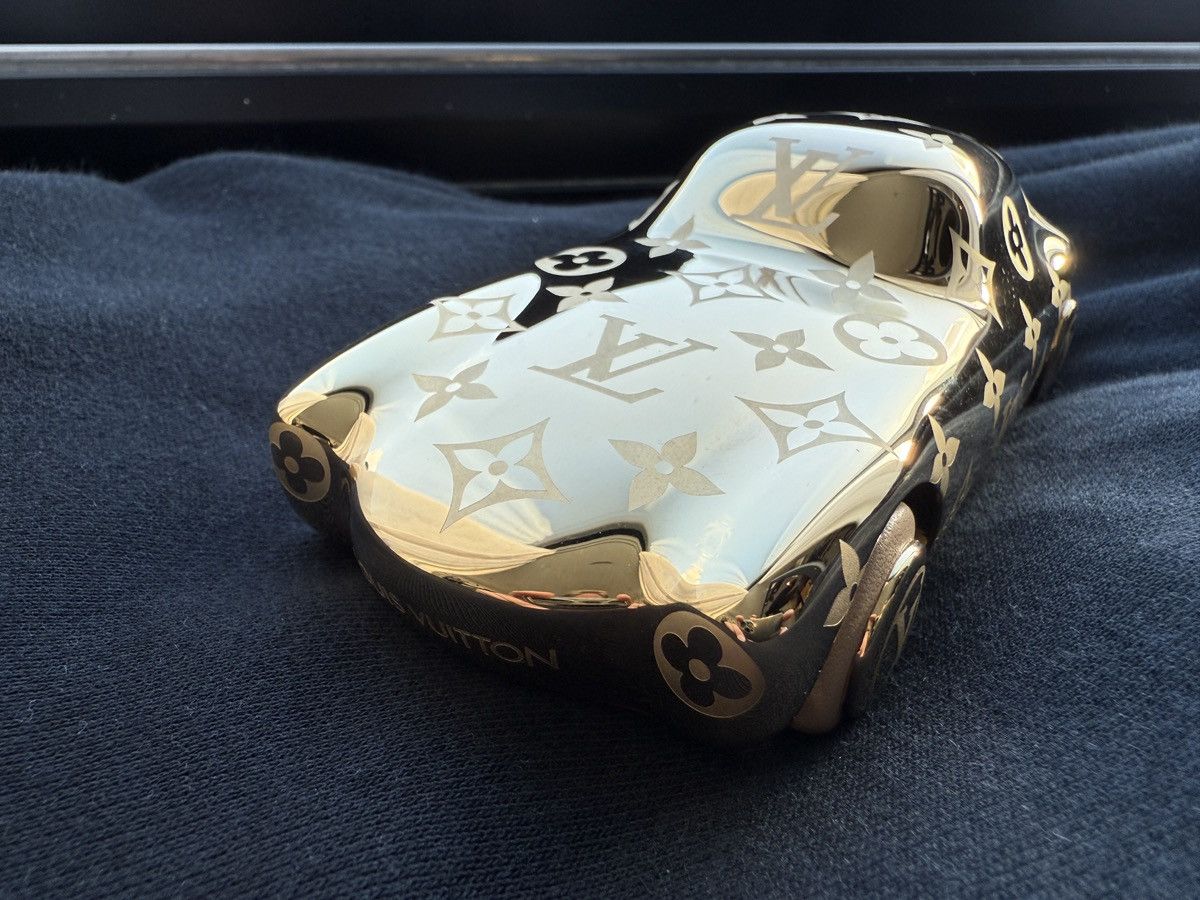 Louis Vuitton Louis Vuitton iconic paperweight - UNIQUE ITEM Size ONE SIZE - 2 Thumbnail
