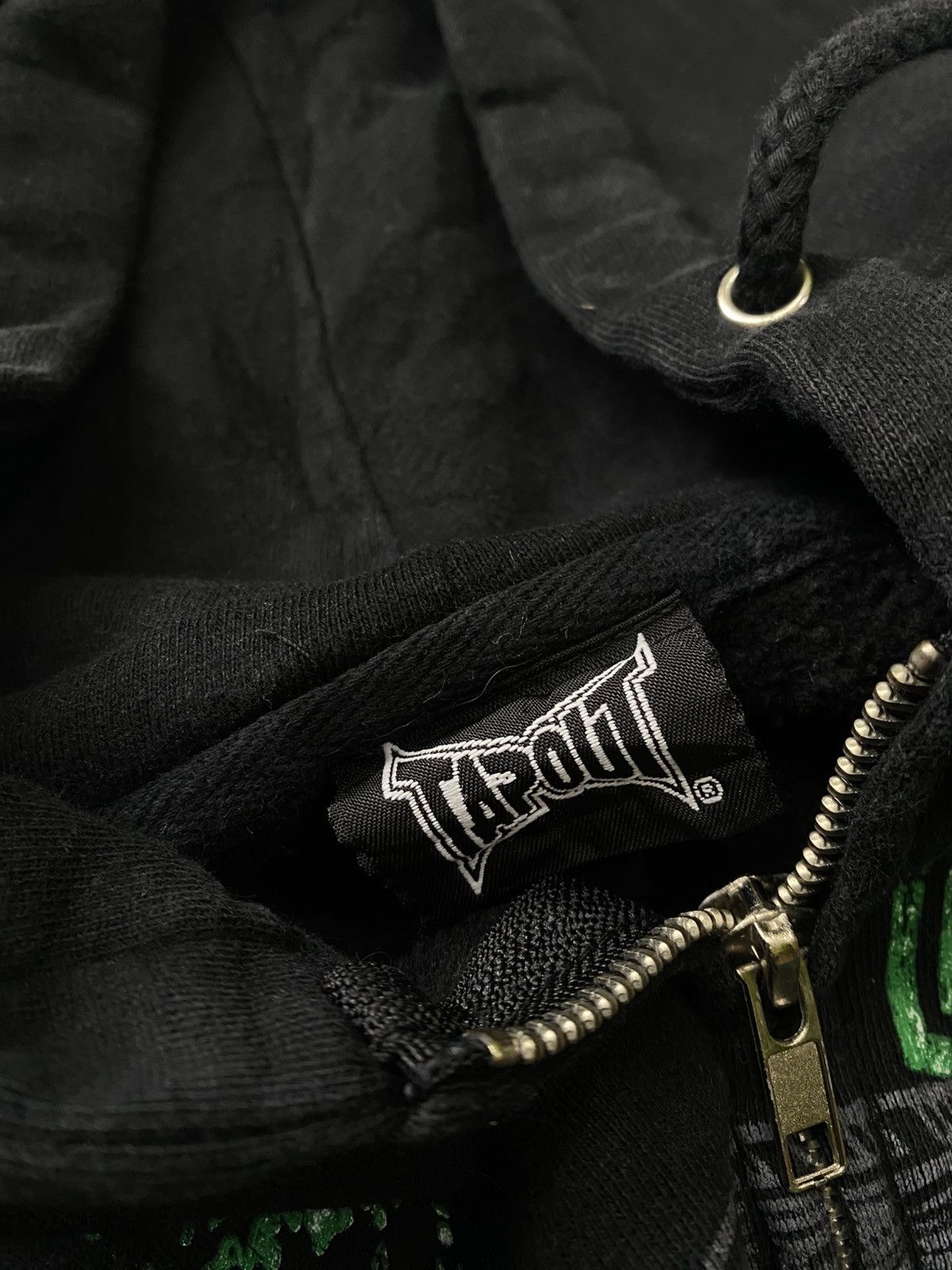 Tapout TAPOUT LOCOS Y2K HOODIE. Size US XL / EU 56 / 4 - 9 Thumbnail