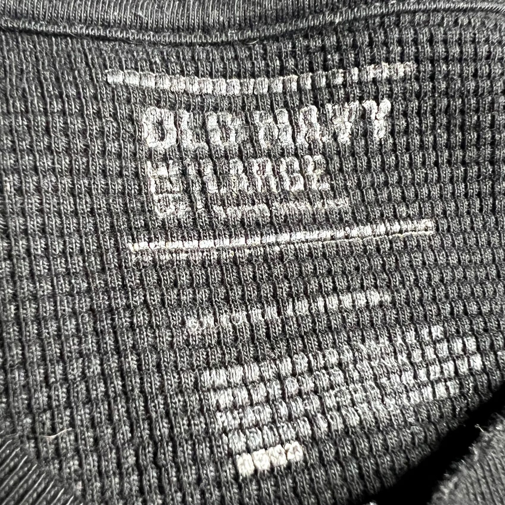 Old Navy Old Navy Thermal Long Sleeve Shirt Men’s Large Black Skull Wings Graphic Monochrome Crew Neck Wool? (error) Size US L / EU 52-54 / 3 - 5 Thumbnail