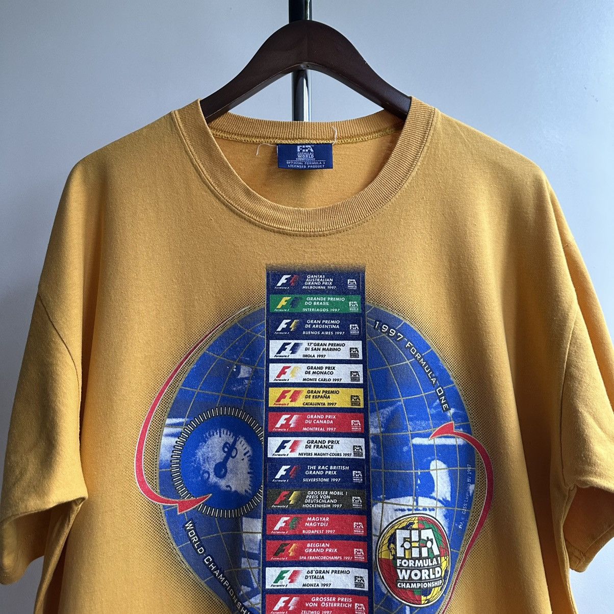 Formula 1 Vintage F1 Formula 1 World Championship Grand Prix FIA Tee Size US XL / EU 56 / 4 - 2 Thumbnail