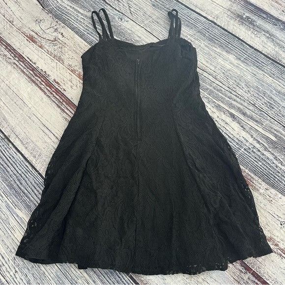 Vintage Vintage 90’s “All That Jazz” Lace Double Strap Mini Dress Size S / US 4 / IT 40 - 4 Thumbnail