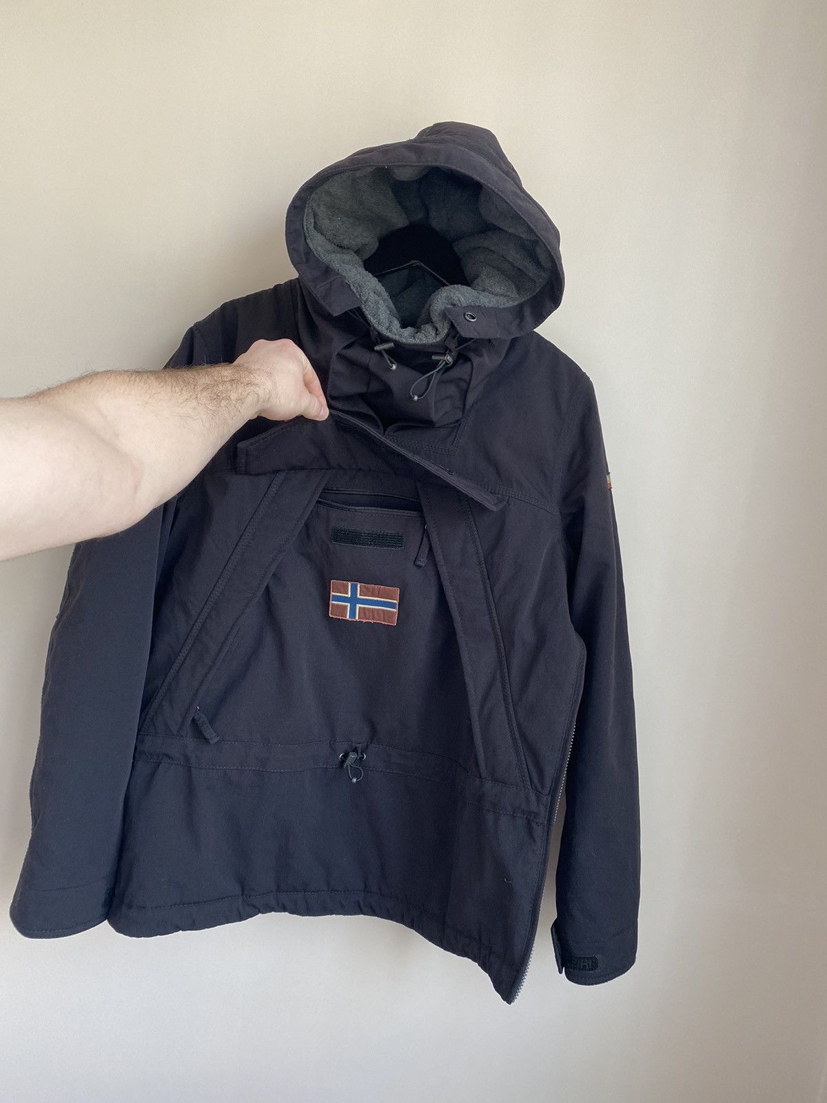 Napapijri Napapijri Ski Skidoo waterproof insulated jacket in black Size US M / EU 48-50 / 2 - 14 Thumbnail