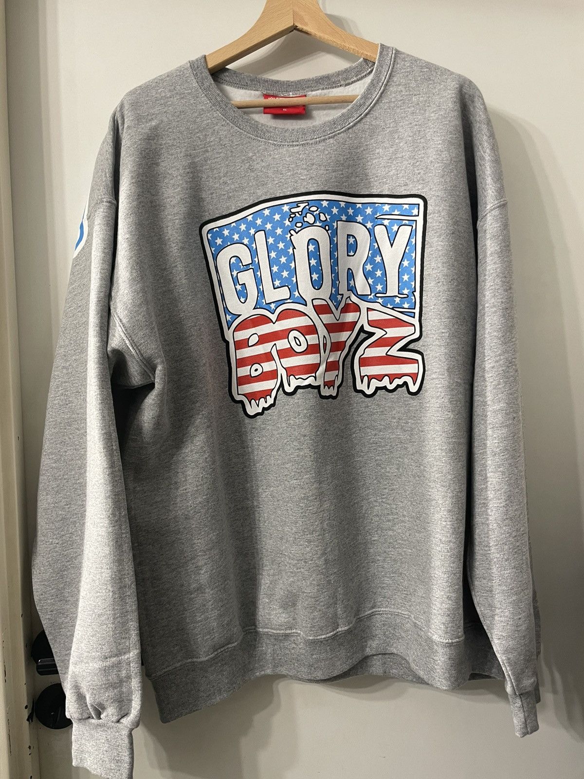 image of Glo Gang Glogang Glory Boyz Crewneck in Grey, Men's (Size XL)