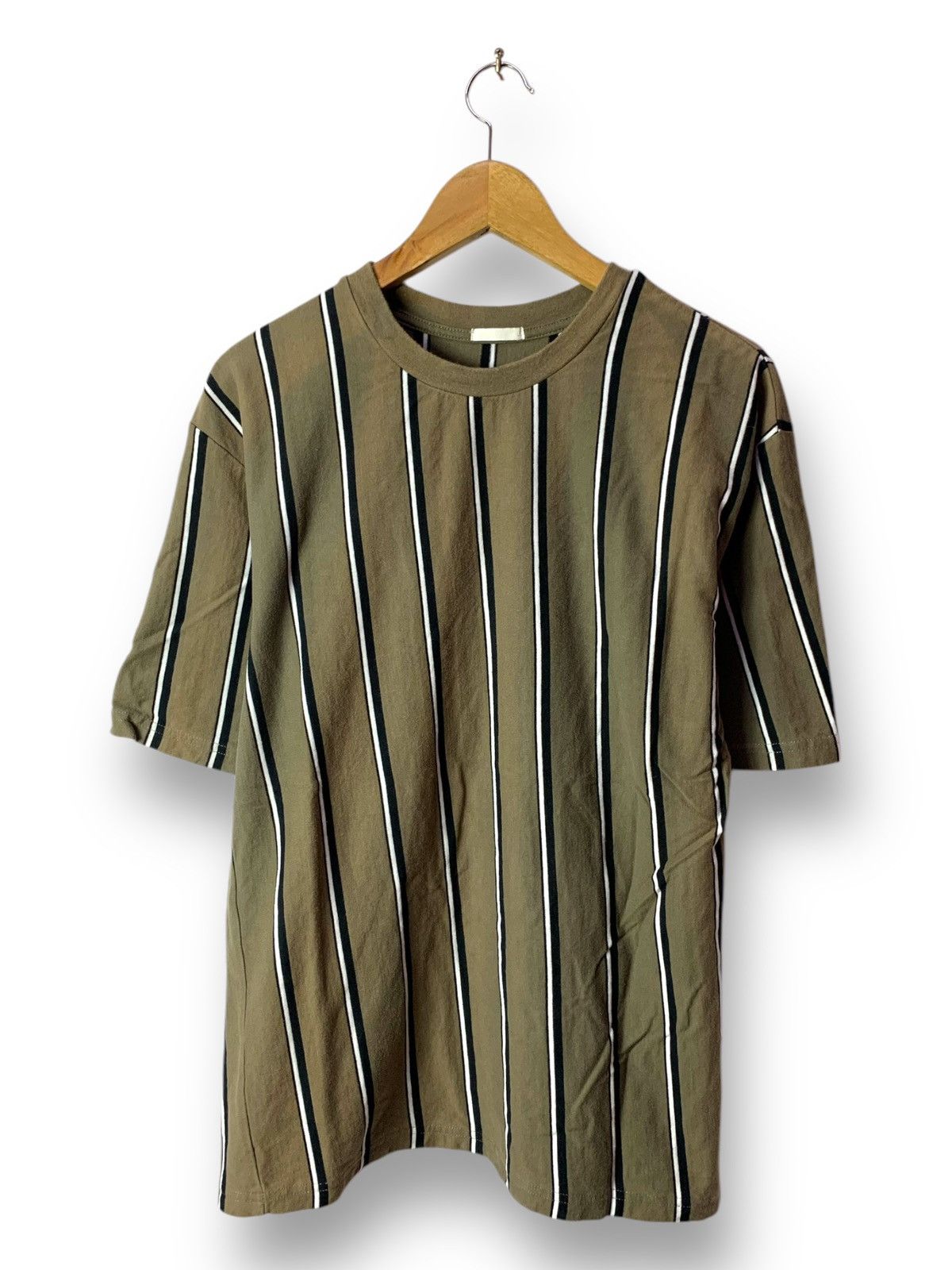 GU × Japanese Brand × Uniqlo 🔥GU Stripes Essentials Streetwear Tee Size US L / EU 52-54 / 3 - 1 Thumbnail