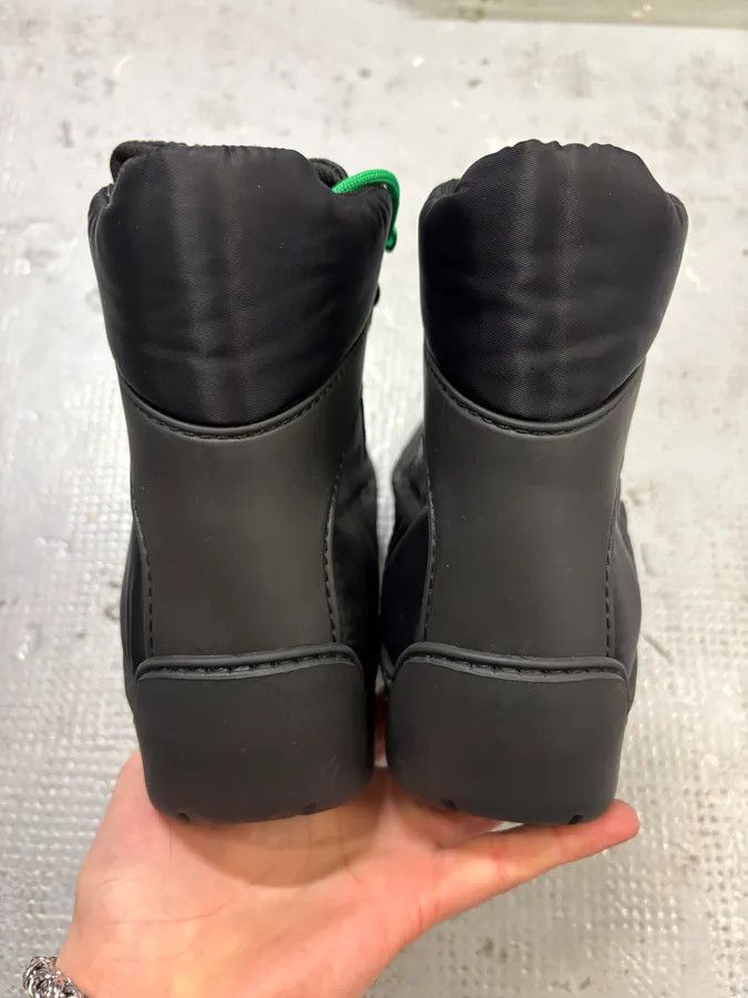 Bottega Veneta Bottega Veneta Black Paddle Angle Rubber Grass Boots Size US 7 / EU 40 - 6 Thumbnail