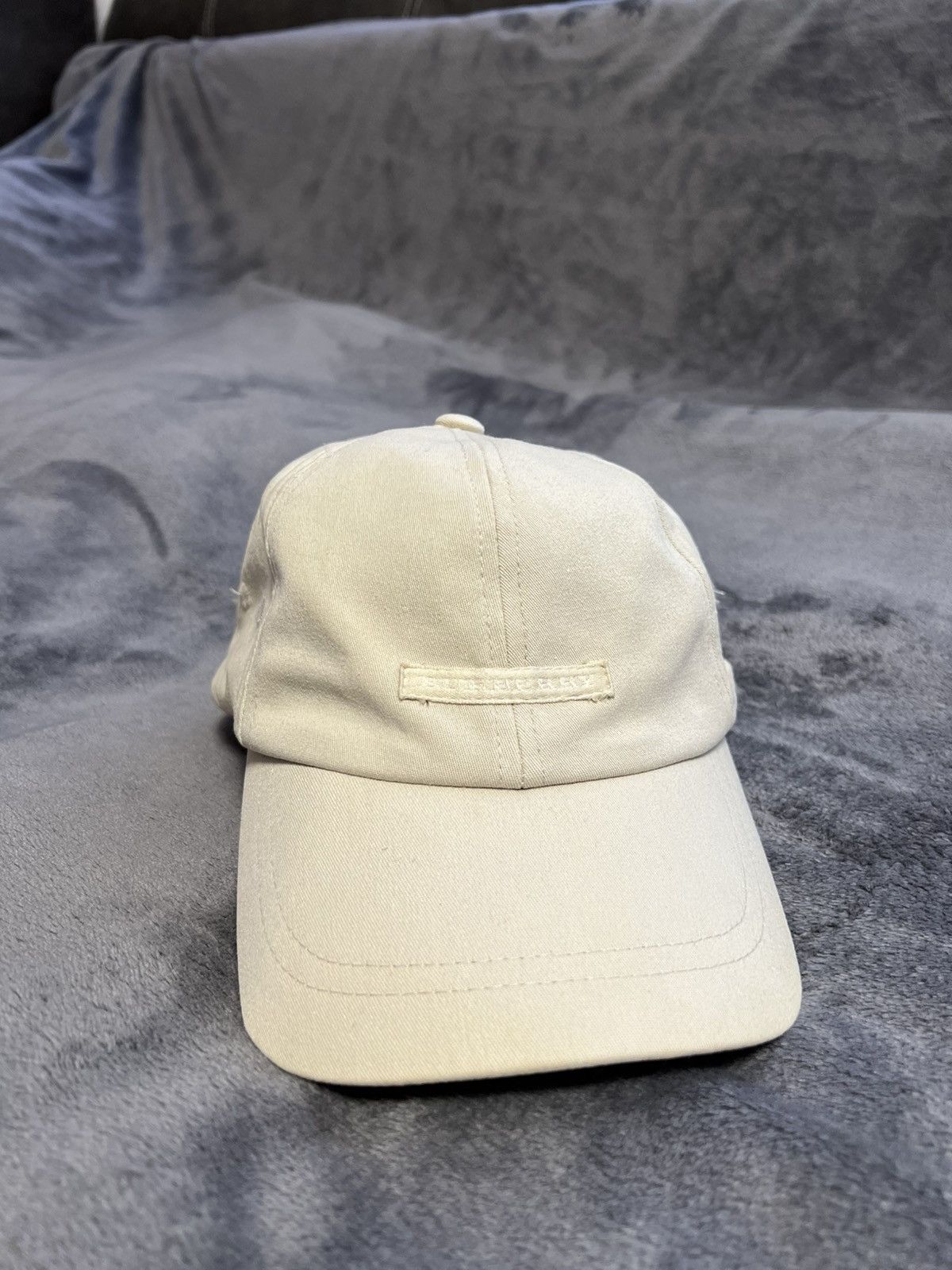 Burberry Hat Beige Cap