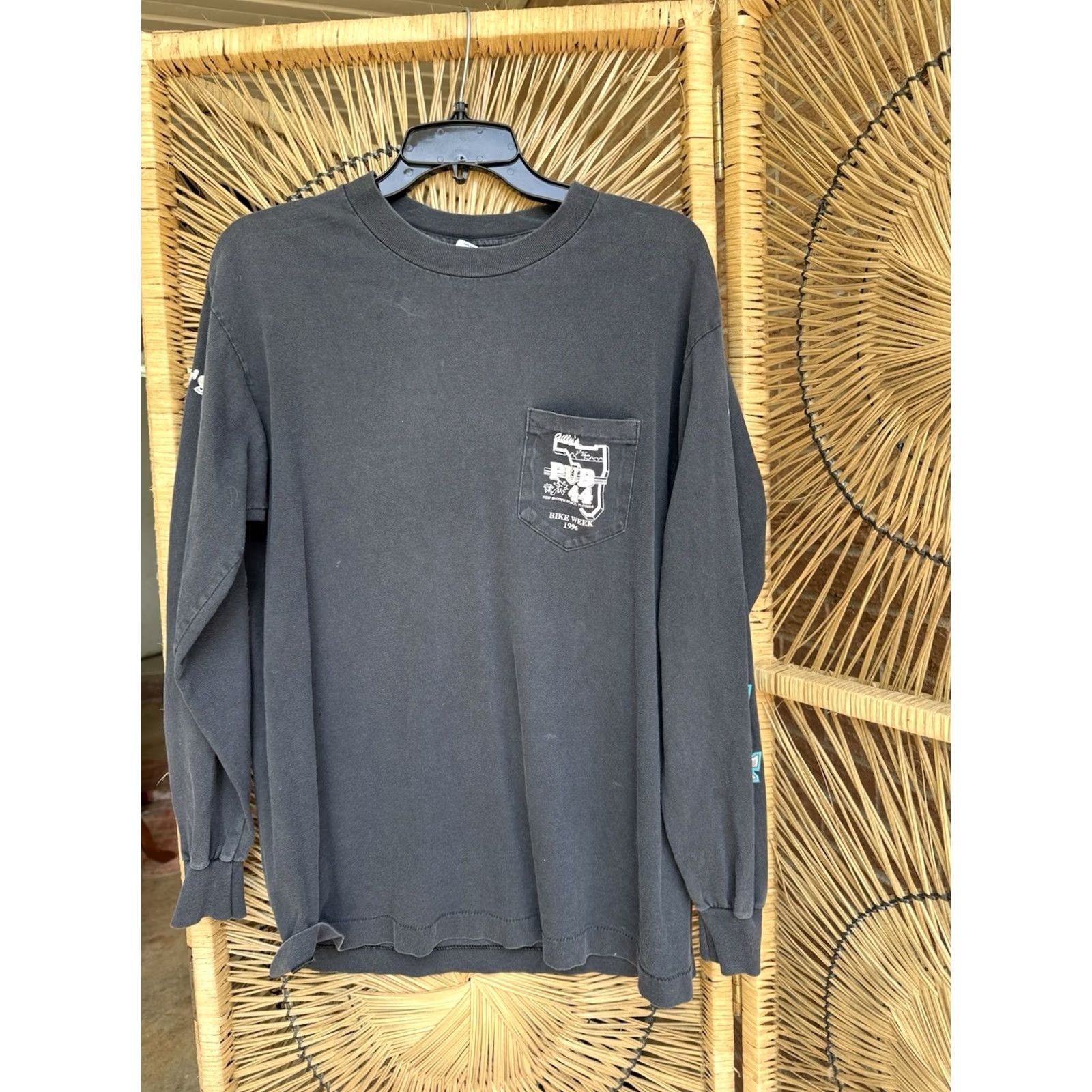 Vintage VINTAGE 1996 Gilly’s Pub 44 Bike Week XL Long Sleeve Eagle Biker Shirt Adults XL Black Graphic Back Pocket Front 100% Cotton Made in USA Softee Size US XL / EU 56 / 4 - 5 Thumbnail