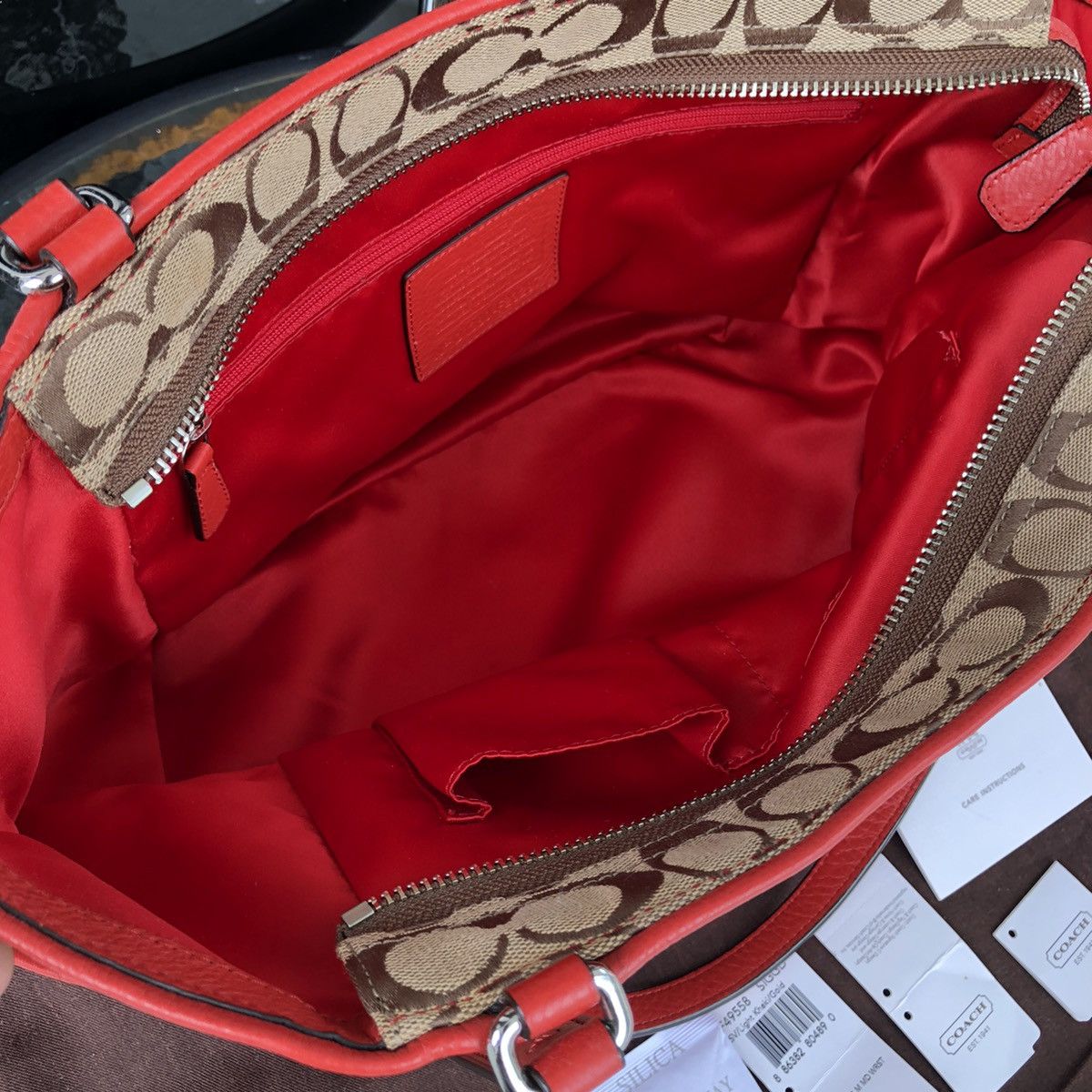 Coach COACH 23297 PARK SIGNATURE JACQUARD CARRIE TOTE BAG BURGUNDY Size ONE SIZE - 11 Thumbnail