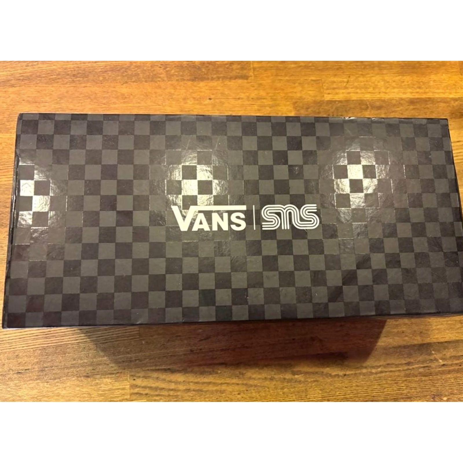 Vans OG Item Specifications: Brand: Vans Size US 10 / EU 43 - 6 Thumbnail