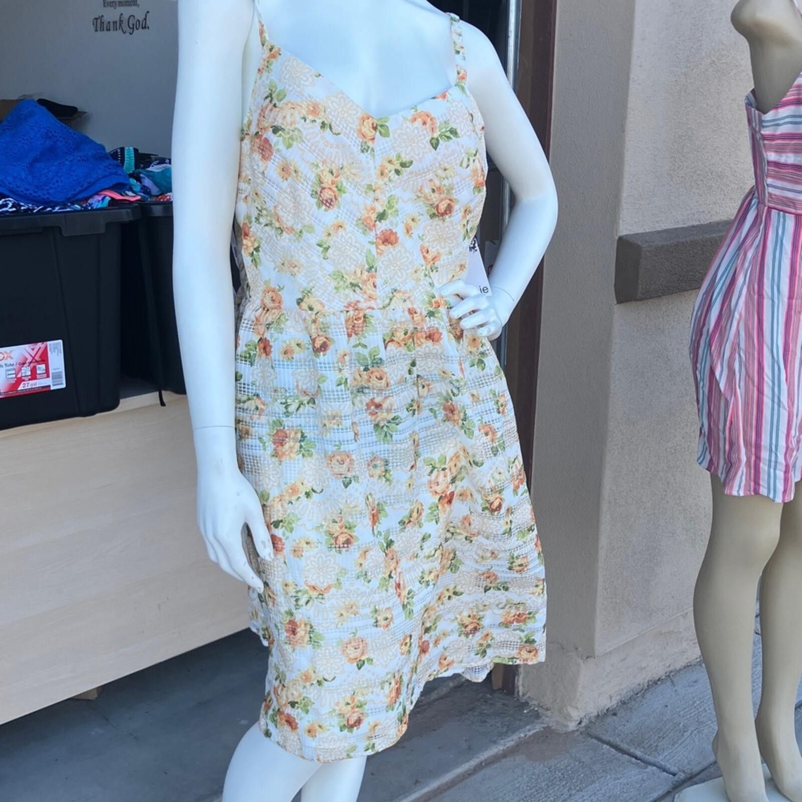 Other Kensie Cream Floral Midi Dress with Peach and Green Accents Size XXL / US 16-18 / IT 52-54 - 7 Thumbnail