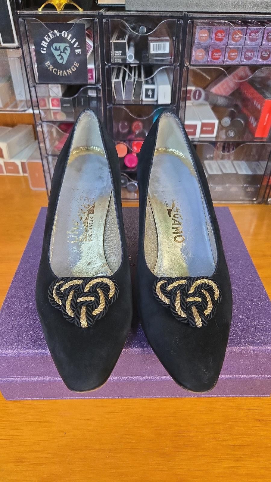 Salvatore Ferragamo ✨ Salvatore Ferragamo Black Suede Pumps ✨ Size US 6 / IT 36 - 1 Thumbnail
