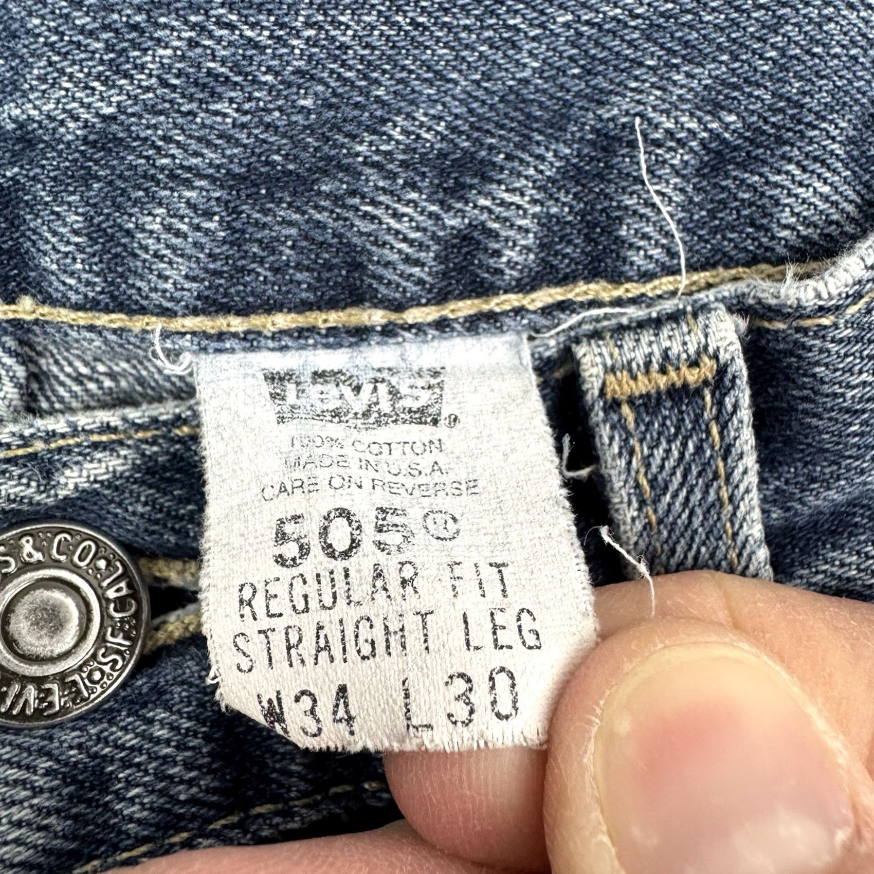Levi's VINTAGE Levi's 505 Jeans Adult 34x30 Regular Straight Leg Made In USA Blue Denim Cotton USA 90s Y2K Mens Size US 34 / EU 50 - 4 Thumbnail