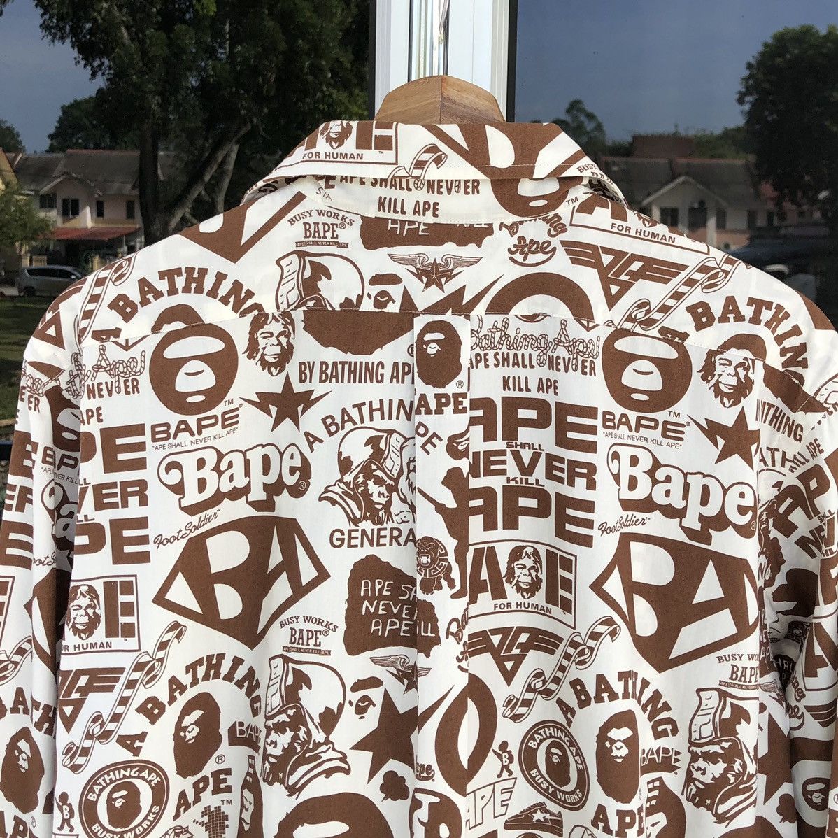 Bape Newspaper Logo Button Up Shirt Size US M / EU 48-50 / 2 - 8 Thumbnail