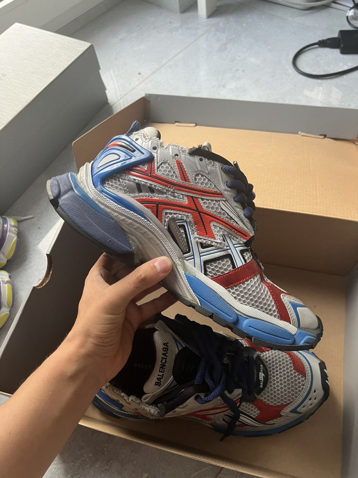 Balenciaga Balenciaga Red Grey Blue runner Size US 8 / EU 41 - 5 Thumbnail